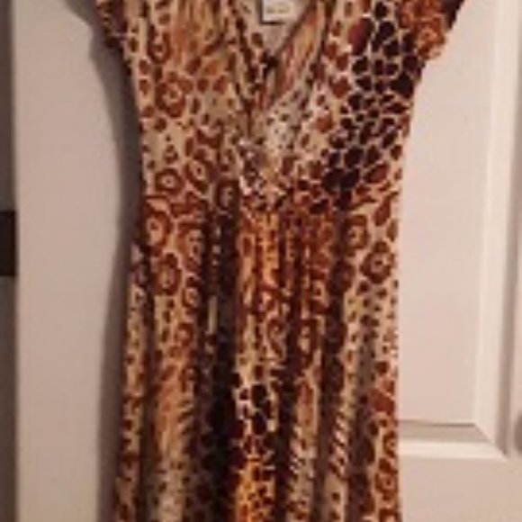 SOLD OUT - Picture 5 of 5